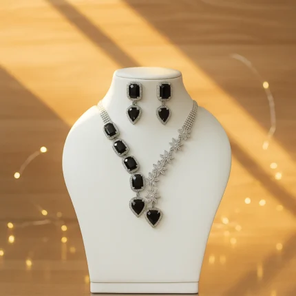 Black Stone Diamond Necklace Set